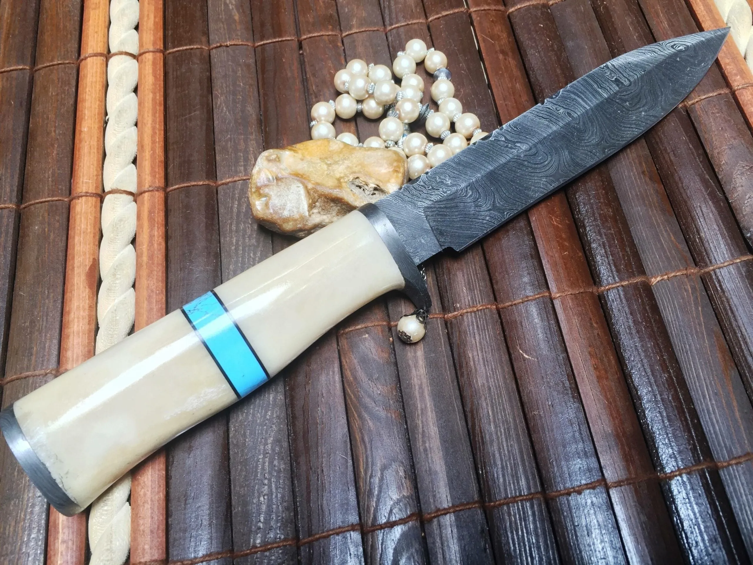 12 Inches Damascus Steel Hunting Knife - Beautiful Bowie Knife by Vicky
