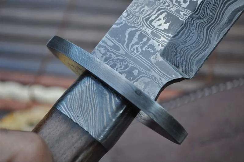Damascus Hunting Knife with Burl Wood - Work of Art