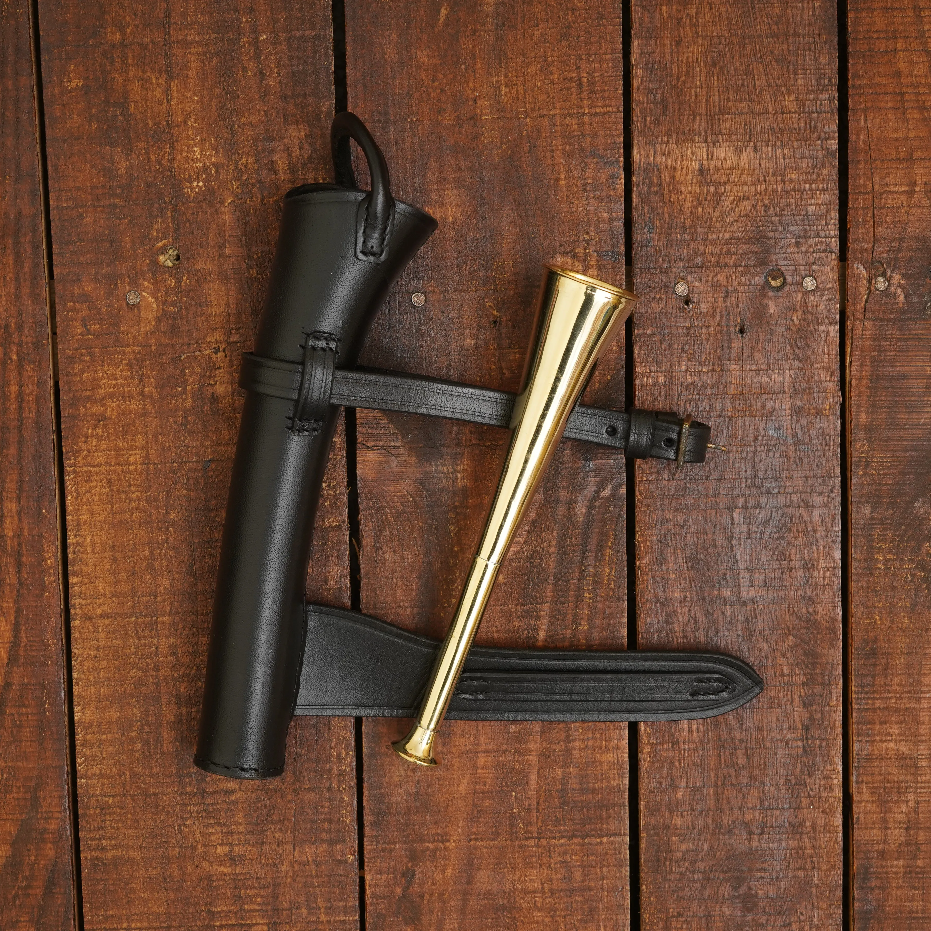 Elegant Fox Hunting Horn in Brass with Leather Case