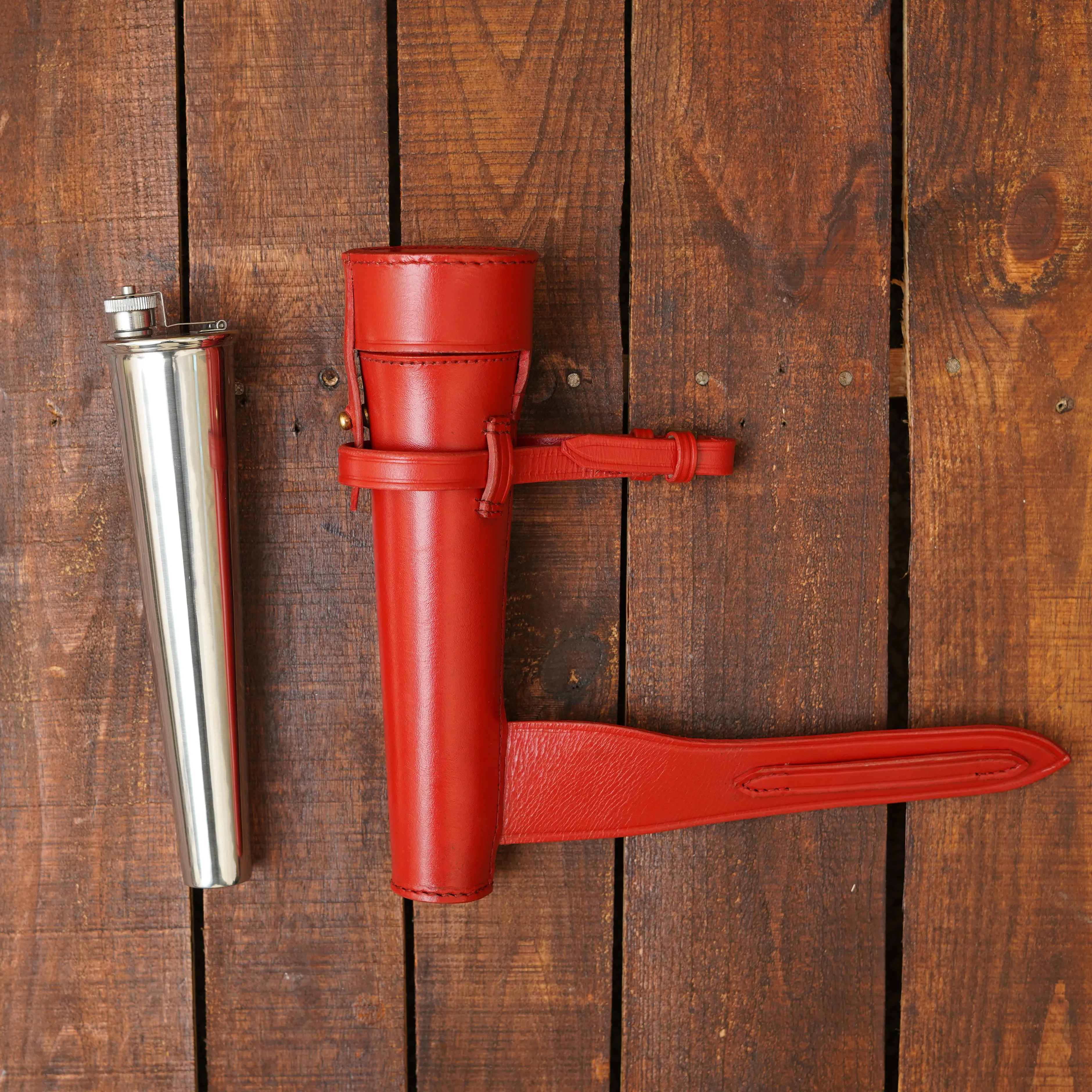 Red Leather Saddle Case for Stainless Steel Fox Hunting Flask