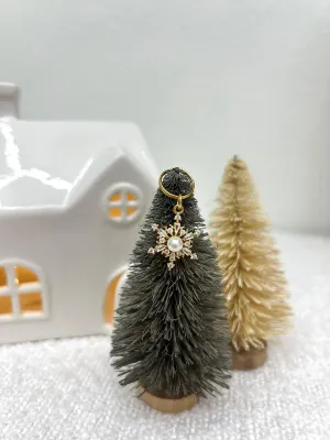 Snowflake Collar Charm