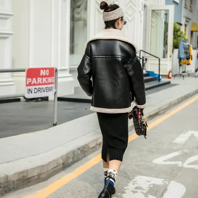 Women's Winter Warm Faux Sheepskin Short Coat With Fur
